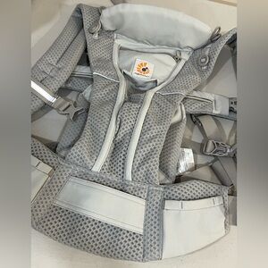 Ergobaby Omni Breeze Mesh Carrier